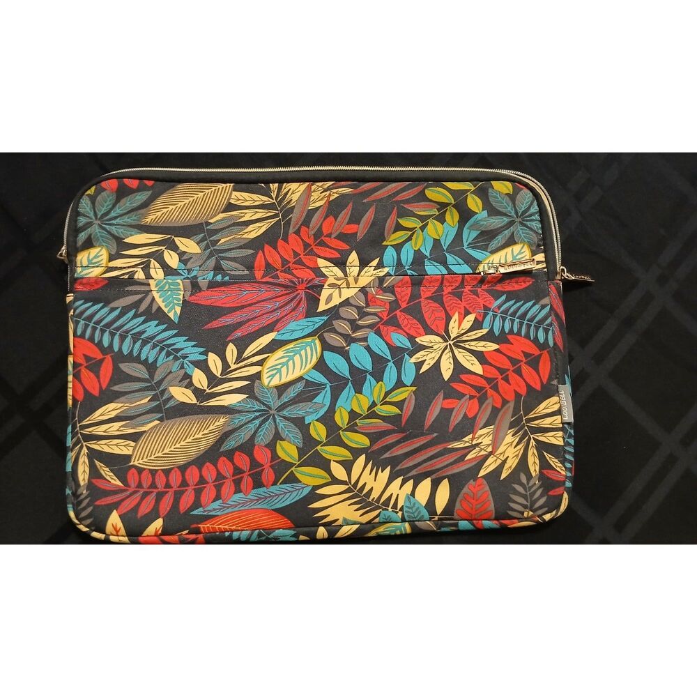 NWOT Coolbell Laptop Sleeve Bag Jungle leaves print